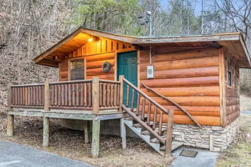 Cabin 6 Mountain View Cabin Rentals, Tellico Plains, TN