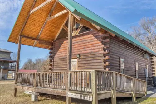 Rainbow Trout Riverside Cabin