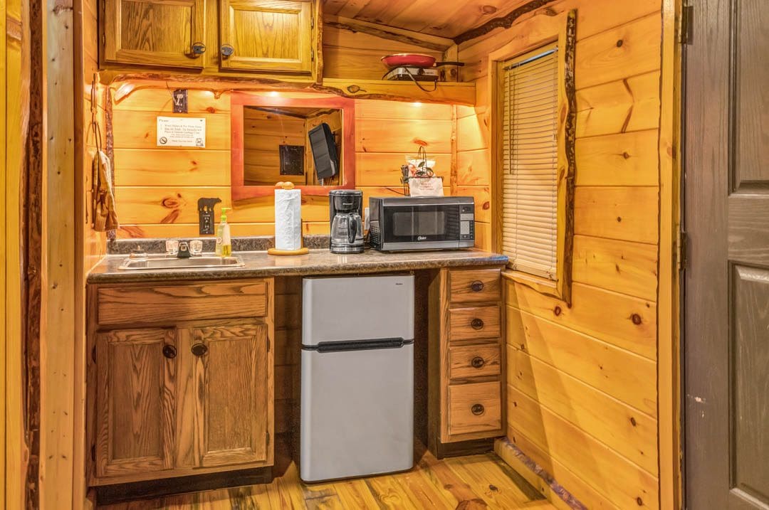 Tiny Cabin 18, Mountain View Cabin Rentals Tellico Plains TN