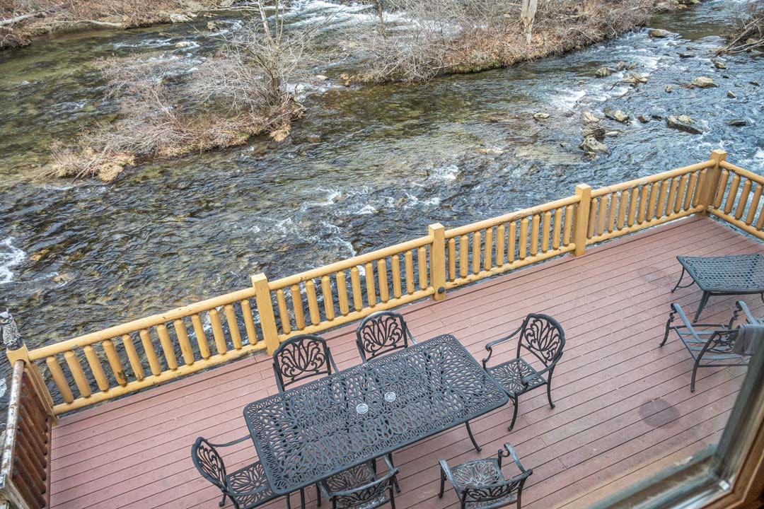 Cascades, Vacation Rental Cabin, Mountain View Cabin Rentals, Tellico Plains TN Smoky Mountains